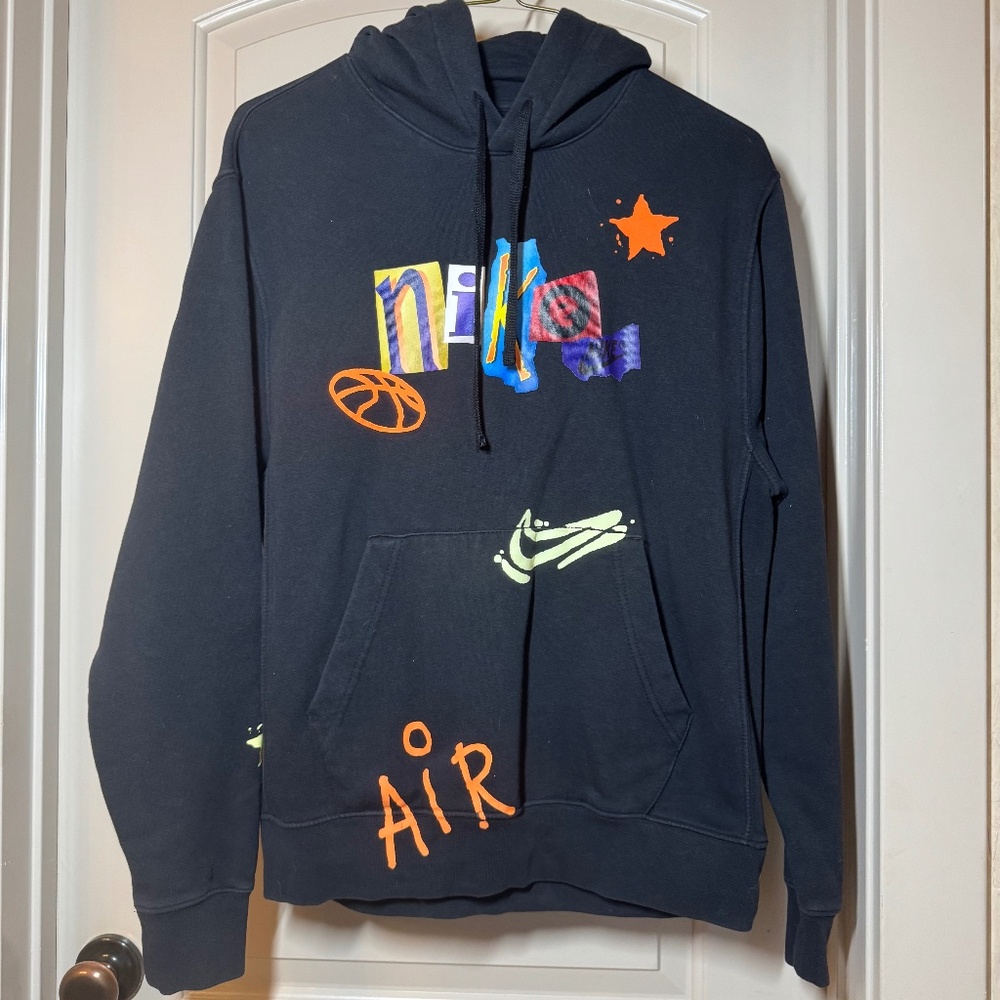 Nike Sportswear Club Pullover Hoodie Sweatshirt Mens Medium Black Graphic